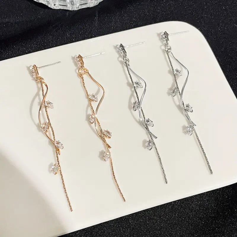 PENDIENTES LARGOS ELEGANTES