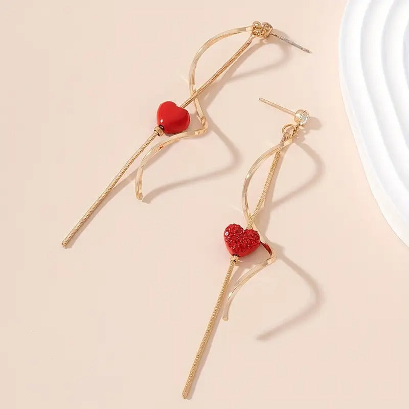 Aretes de corazones rojo y negro